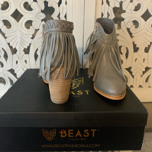 Booties - Picture 4 of 5